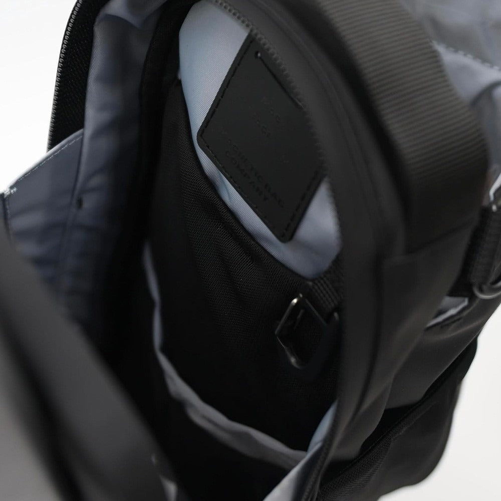 Mochila Magnética – Gran Capacidad, Impermeable y Portátil | Ideal para Gimnasio y Viajes